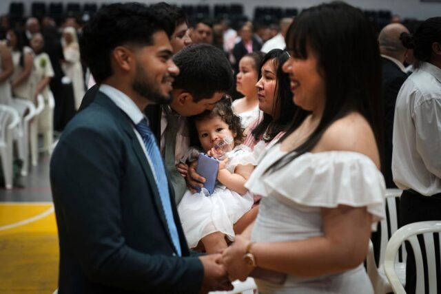 Más de 600 parejas se casan en Asunción, la boda civil masiva de Paraguay
