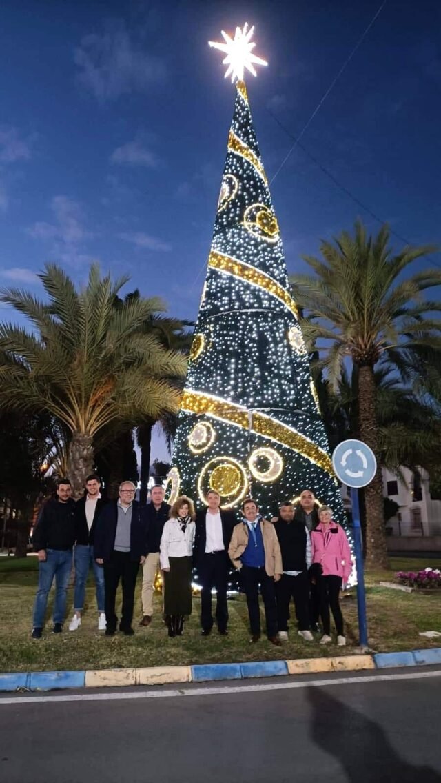 Orihuela gastará un 34% más en la Cabalgata de Reyes de la ciudad y recortará un 12% en la celebración costera
