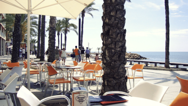 Torrevieja toma medidas enérgicas contra las infracciones en las terrazas con multas de hasta 4.000 euros
