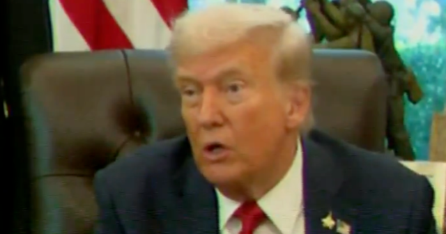 Trump actúa confundido cuando se presiona sobre Ghislaine Maxwell Perdon
