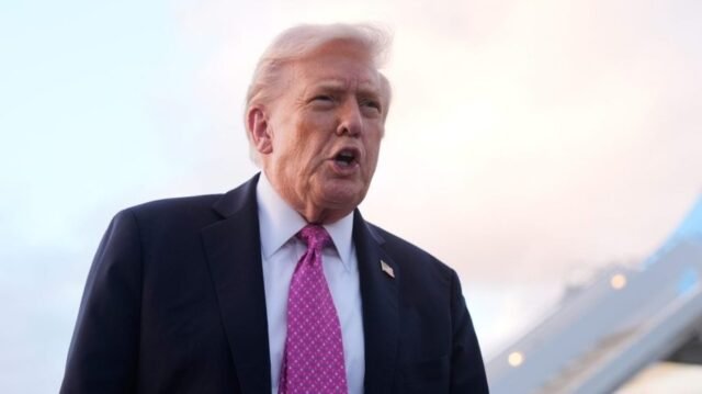 Trump firma orden que amplía el alivio arancelario a los automóviles
