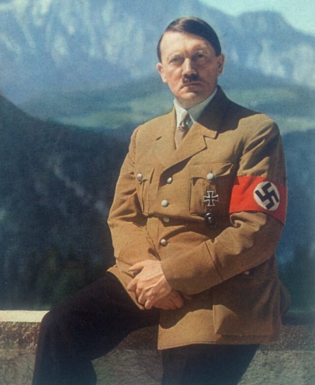 3ab68e60-8c38-48a9-b3d1-88f391a43e37.jpg Adolf Hitler tenía un trastorno genético que puede resultar en un micropene, afirman investigadores