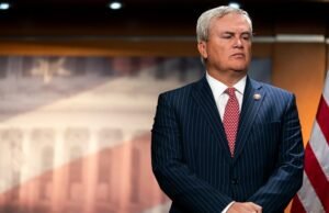 Legisladores republicanos publican miles de archivos relacionados con Jeffrey Epstein Legisladores republicanos publican miles de archivos relacionados con Jeffrey Epstein